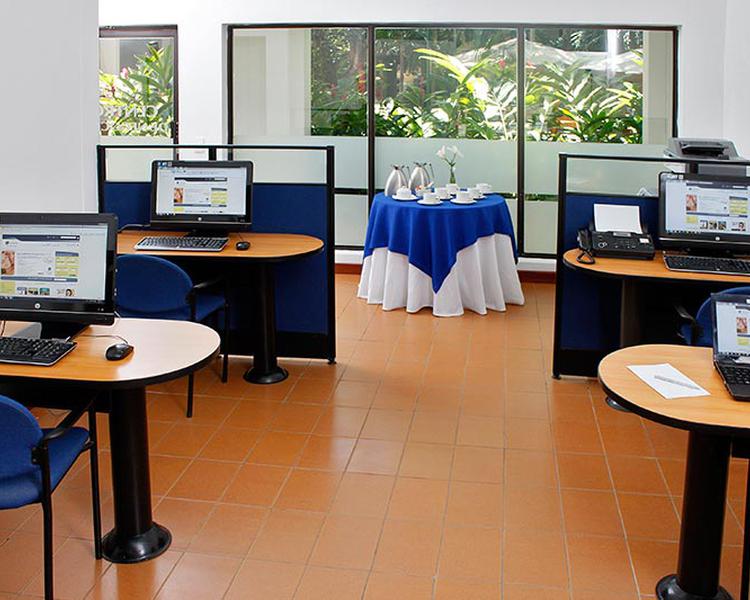 Internet room ESTELAR Santamar Hotel & Convention Center Santa Marta